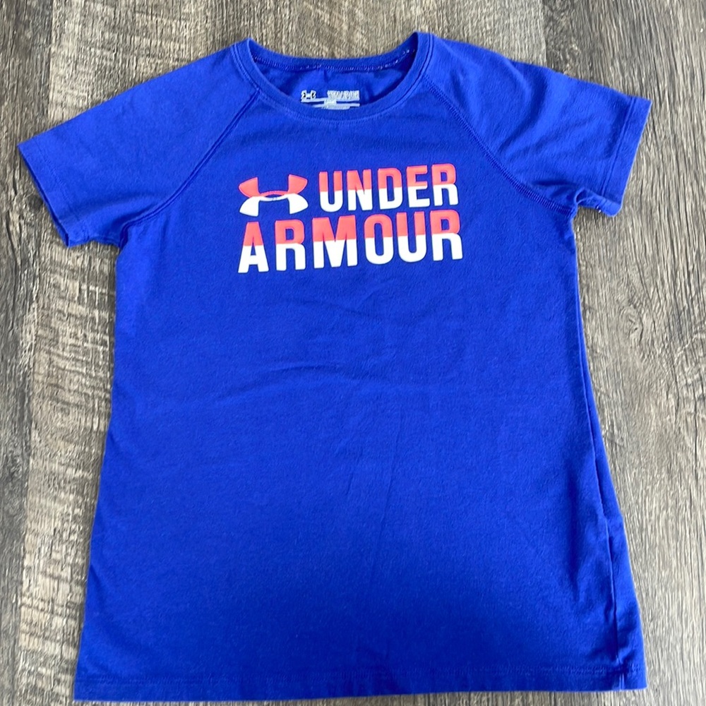 Under Armour girls shirt